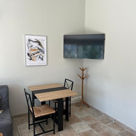 אורזון Gite La Maison Dans L'Olivette מראה חיצוני תמונה